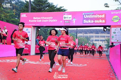 Race photo from Smartfren Run 2025 