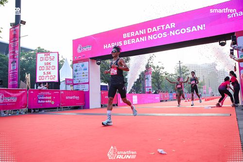 Race photo from Smartfren Run 2025 