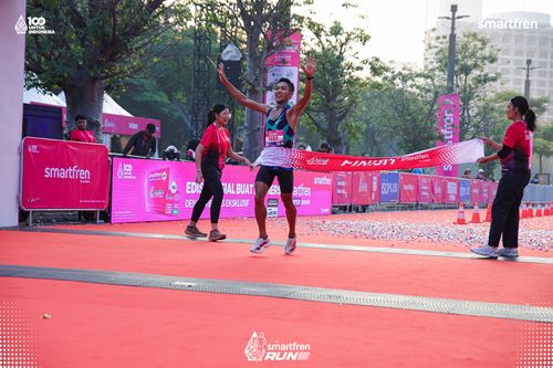 Race photo from Smartfren Run 2025 