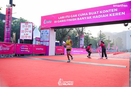 Race photo from Smartfren Run 2025 