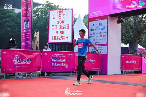 Race photo from Smartfren Run 2025 