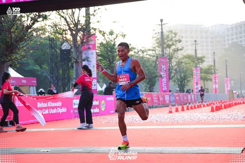 Race photo from Smartfren Run 2025 