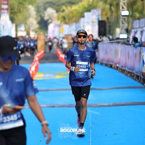 Race photo from BOGORUN 2026