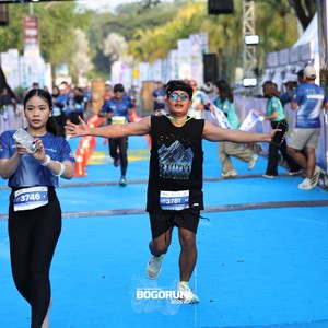 Race photo from BOGORUN 2026