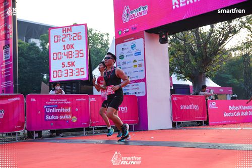 Race photo from Smartfren Run 2025 