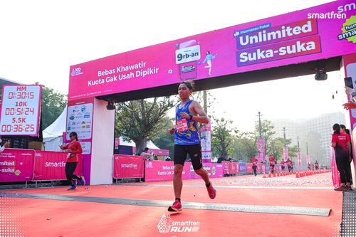 Race photo from Smartfren Run 2025 