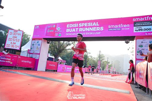 Race photo from Smartfren Run 2025 