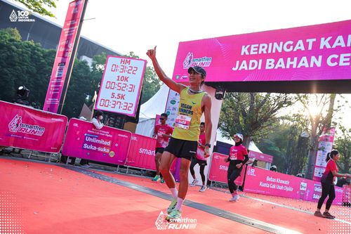 Race photo from Smartfren Run 2025 