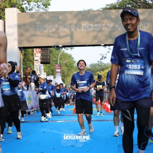 Race photo from BOGORUN 2026