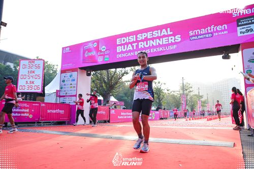 Race photo from Smartfren Run 2025 
