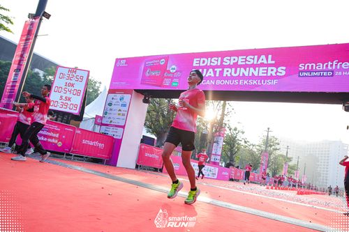 Race photo from Smartfren Run 2025 