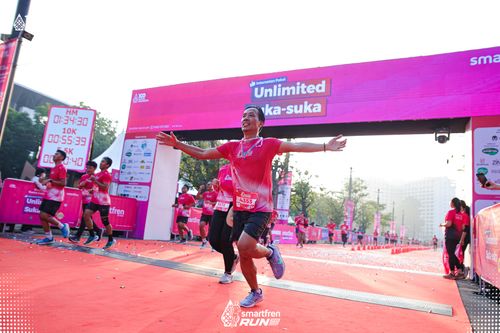 Race photo from Smartfren Run 2025 