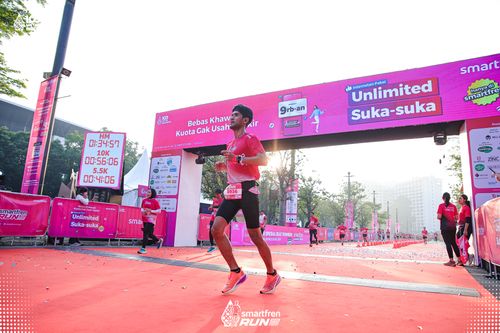 Race photo from Smartfren Run 2025 