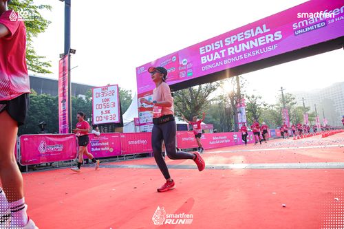 Race photo from Smartfren Run 2025 