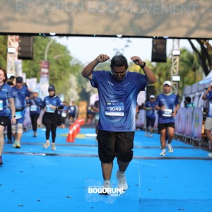 Race photo from BOGORUN 2026