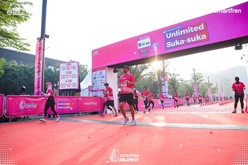 Race photo from Smartfren Run 2025 