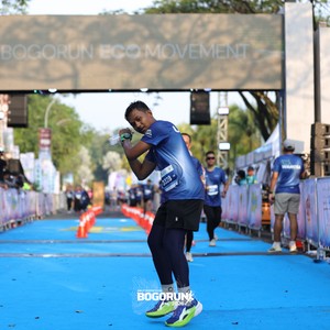 Race photo from BOGORUN 2026