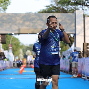 Race photo from BOGORUN 2026