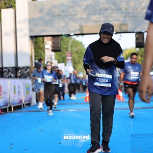 Race photo from BOGORUN 2026