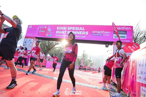 Race photo from Smartfren Run 2025 