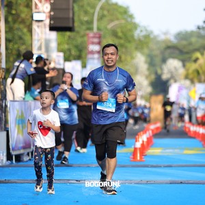 Race photo from BOGORUN 2026
