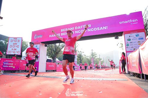 Race photo from Smartfren Run 2025 