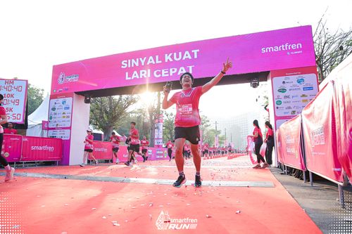 Race photo from Smartfren Run 2025 