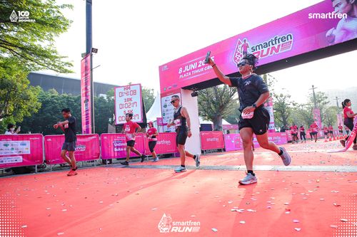 Race photo from Smartfren Run 2025 