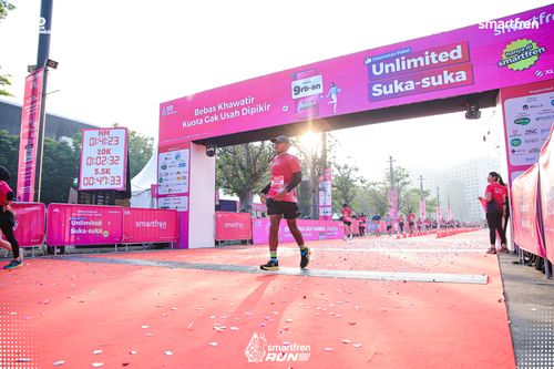 Race photo from Smartfren Run 2025 