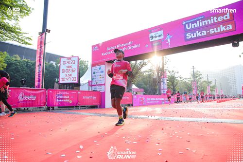 Race photo from Smartfren Run 2025 
