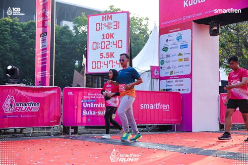 Race photo from Smartfren Run 2025 