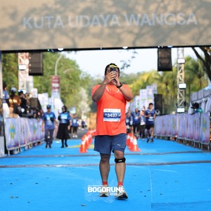 Race photo from BOGORUN 2026