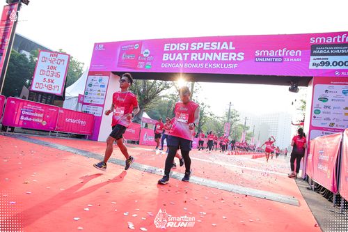 Race photo from Smartfren Run 2025 