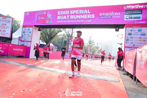 Race photo from Smartfren Run 2025 