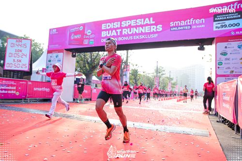 Race photo from Smartfren Run 2025 