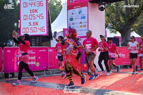 Race photo from Smartfren Run 2025 