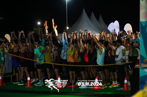 Race photo from Arutmin Borneo Run 2024