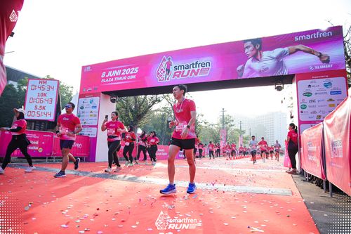 Race photo from Smartfren Run 2025 