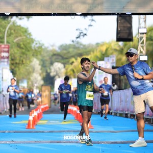 Race photo from BOGORUN 2026