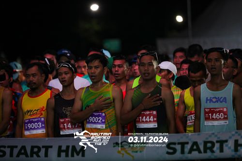 Race photo from Arutmin Borneo Run 2024