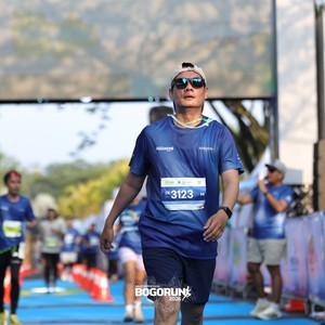Race photo from BOGORUN 2026