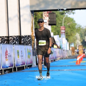 Race photo from BOGORUN 2026