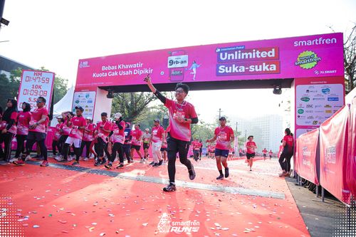 Race photo from Smartfren Run 2025 