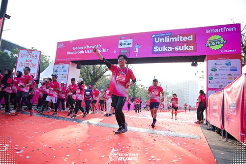 Race photo from Smartfren Run 2025 
