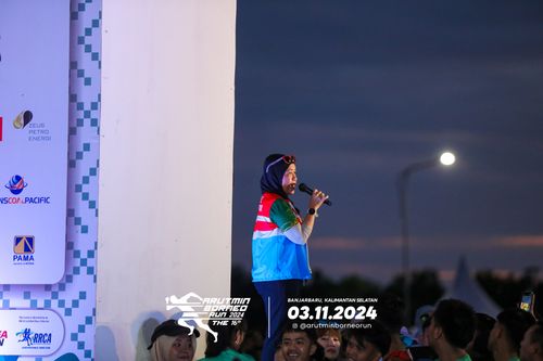Race photo from Arutmin Borneo Run 2024
