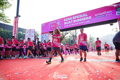 Race photo from Smartfren Run 2025 