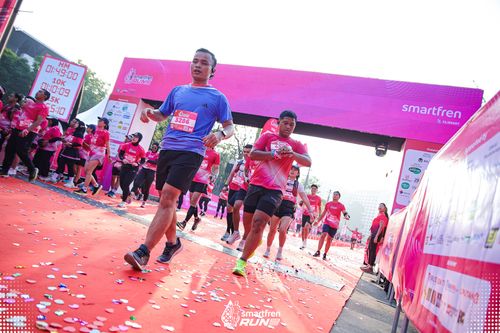 Race photo from Smartfren Run 2025 