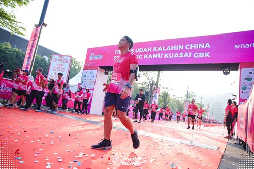 Race photo from Smartfren Run 2025 