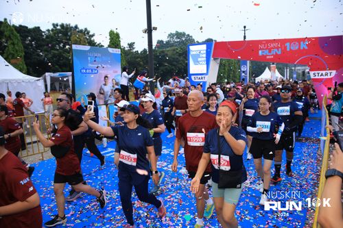 Race photo from Nu Skin Run 10K