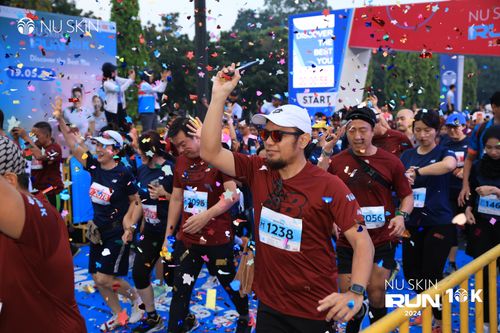 Race photo from Nu Skin Run 10K